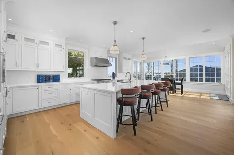21 Badgers Island W Kittery ME 03904