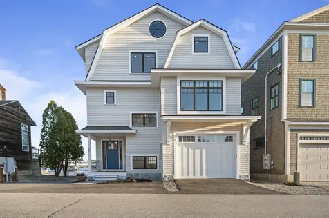21 Badgers Island W Kittery ME 03904