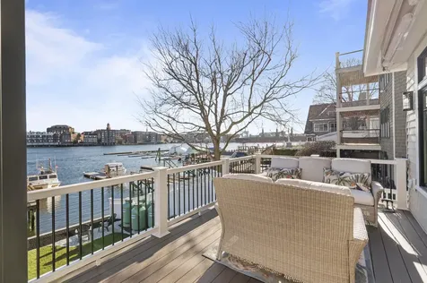21 Badgers Island W Kittery ME 03904