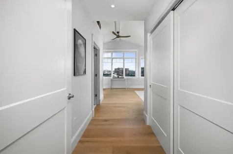 21 Badgers Island W Kittery ME 03904