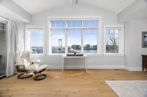 21 Badgers Island W Kittery ME 03904