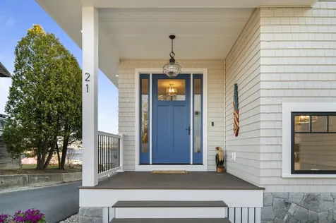 21 Badgers Island W Kittery ME 03904