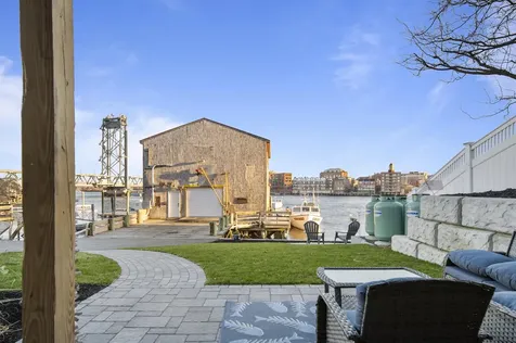 21 Badgers Island W Kittery ME 03904