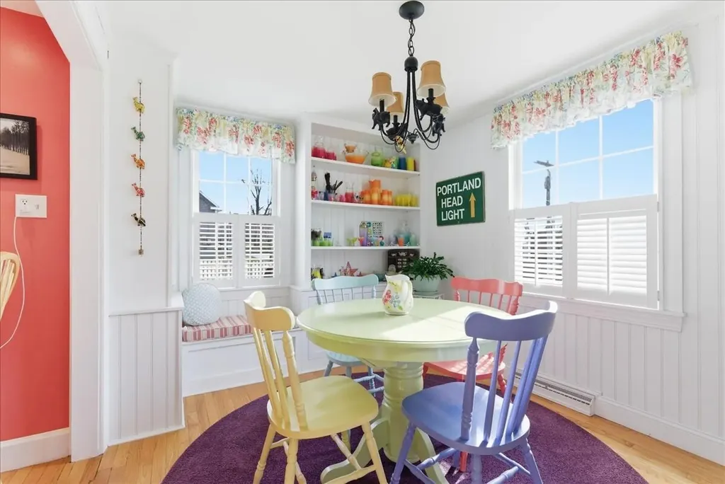 15 Grover Road Cape Elizabeth ME 04107