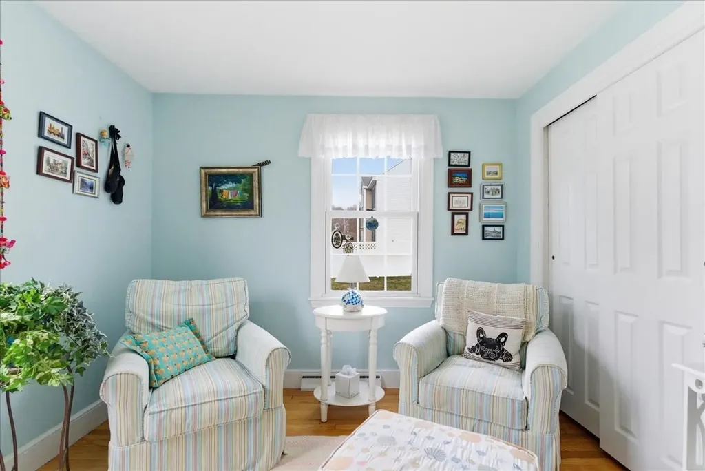 15 Grover Road Cape Elizabeth ME 04107