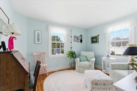 15 Grover Road Cape Elizabeth ME 04107