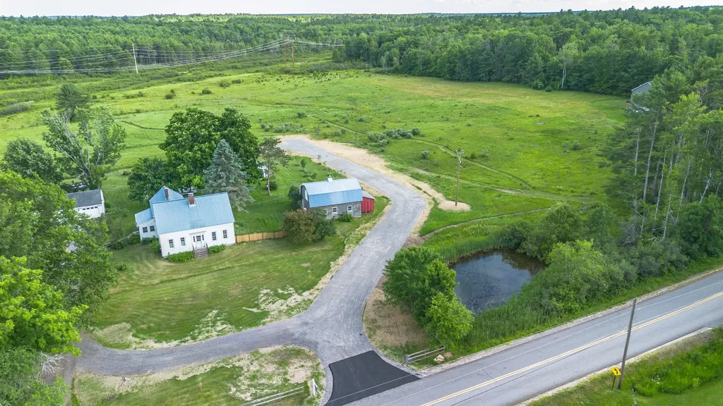 12 Bumblebee Road Gorham ME 04038