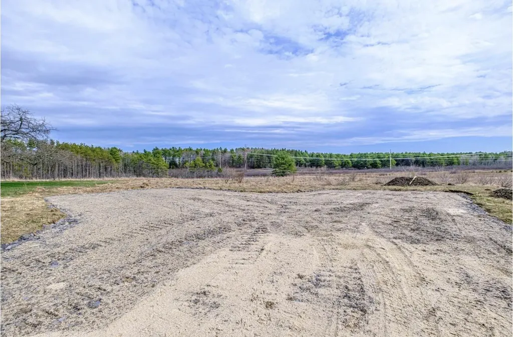 12 Bumblebee Road Gorham ME 04038