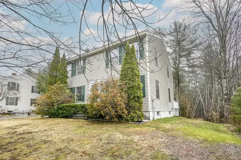 23 Crossing Brook Road Cumberland ME 04021