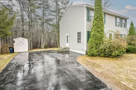 23 Crossing Brook Road Cumberland ME 04021