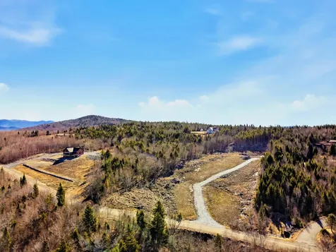 M10L15-12 Moosehead Isle Road Greenville ME 04441