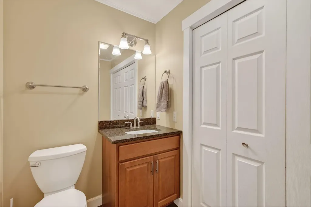 27 Forest Park Waterville ME 04901