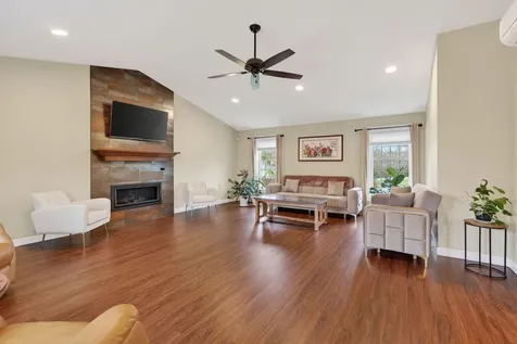 27 Forest Park Waterville ME 04901