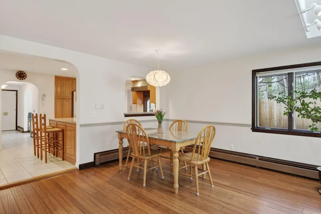 7 Brookside Drive Falmouth ME 04105
