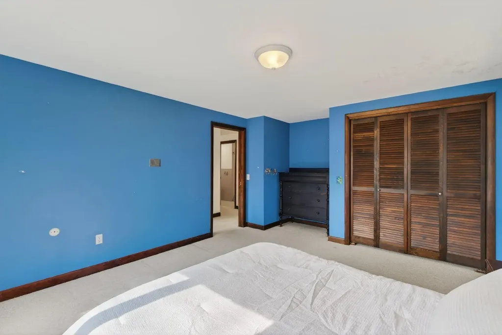 7 Brookside Drive Falmouth ME 04105
