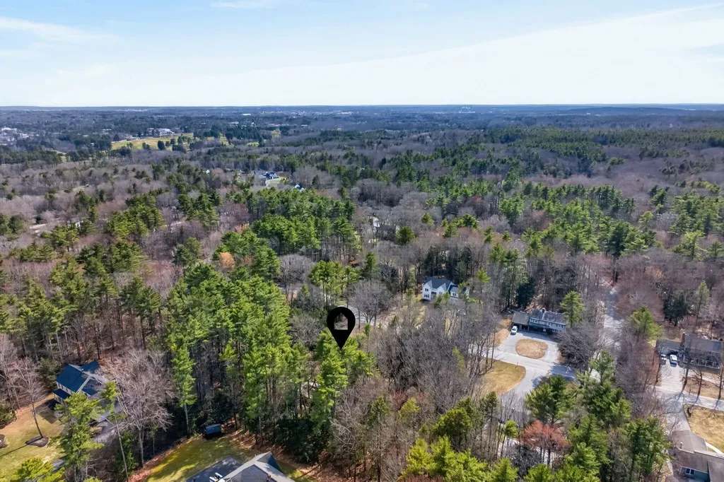 7 Brookside Drive Falmouth ME 04105