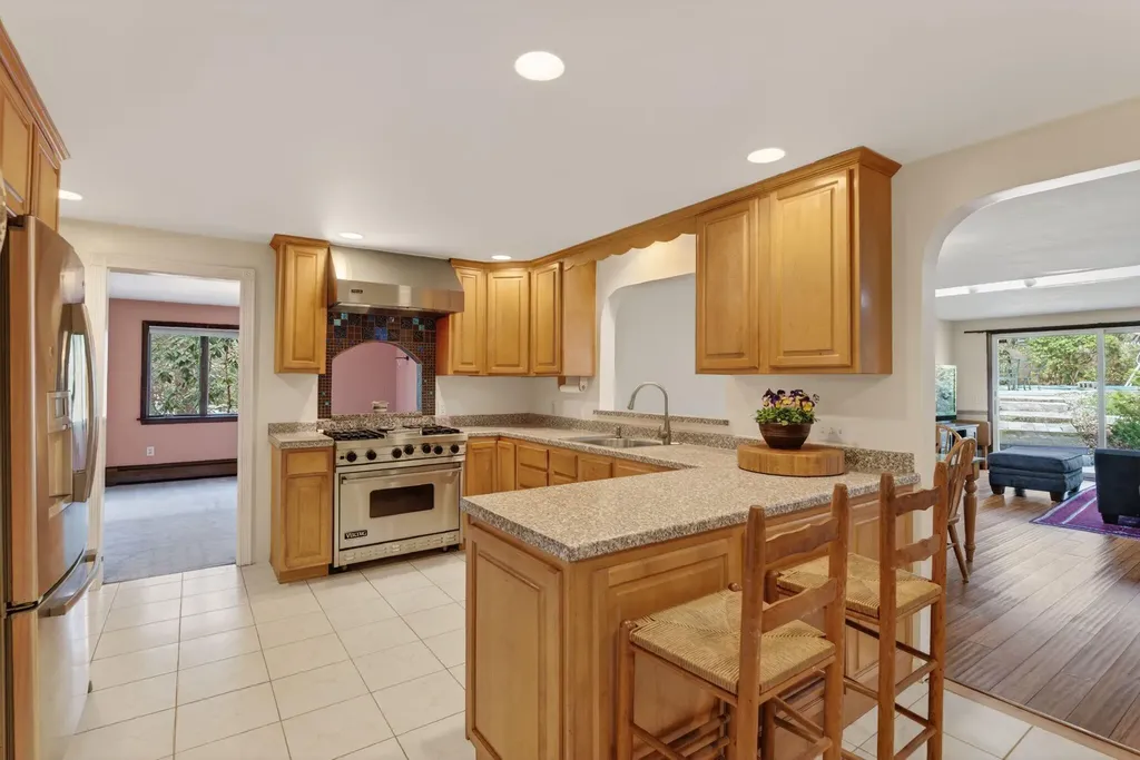 7 Brookside Drive Falmouth ME 04105
