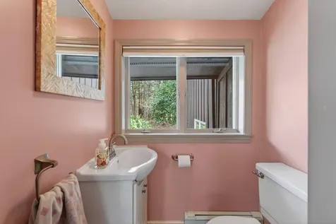 7 Brookside Drive Falmouth ME 04105