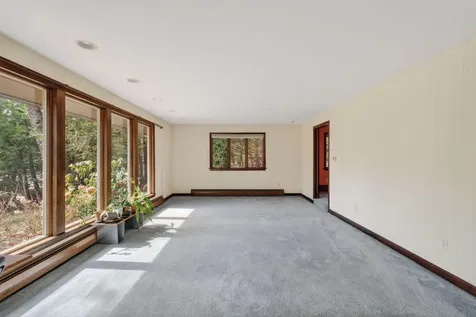 7 Brookside Drive Falmouth ME 04105
