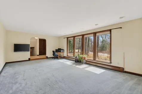 7 Brookside Drive Falmouth ME 04105