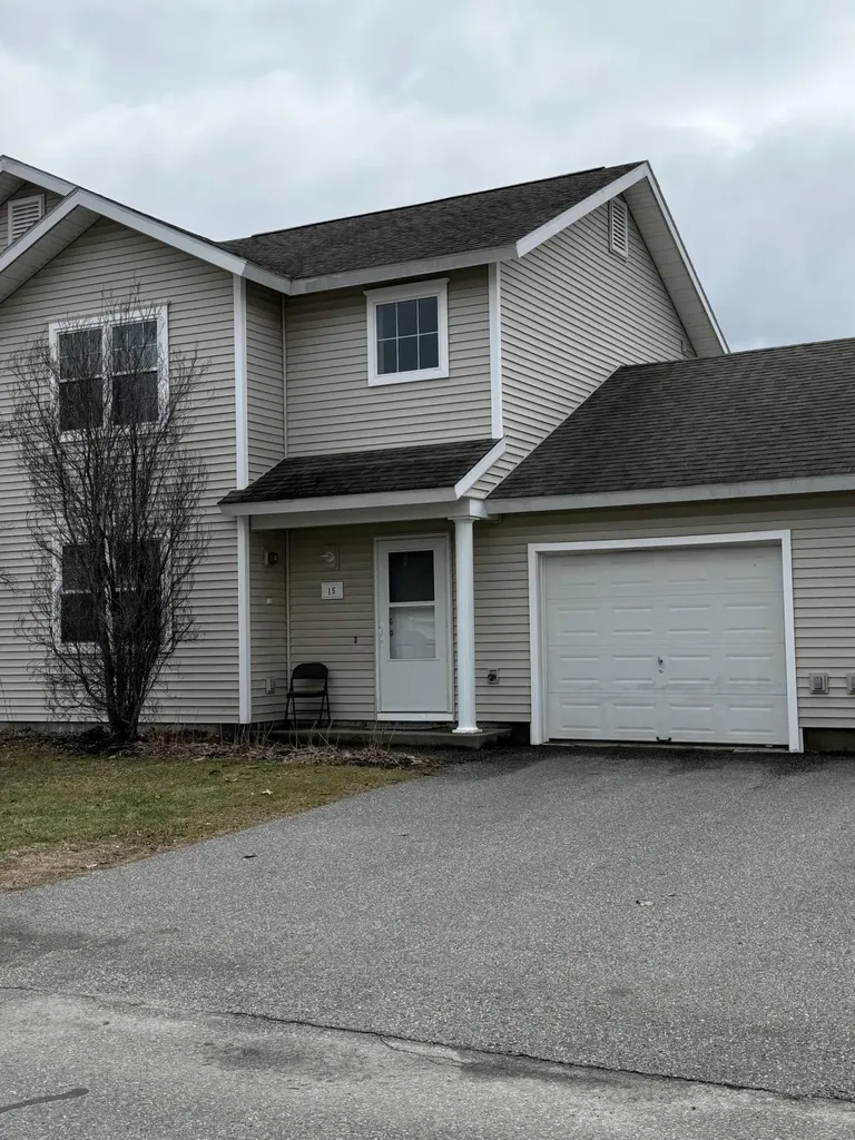 15 Forrestal Drive Brunswick ME 04011