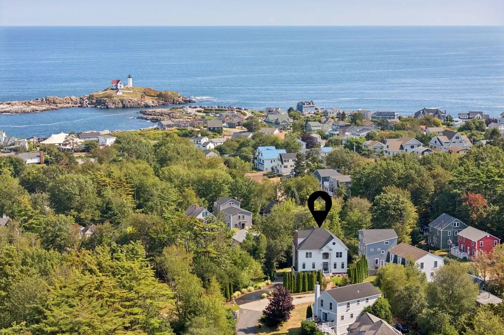 8 Harrison Avenue York ME 03909