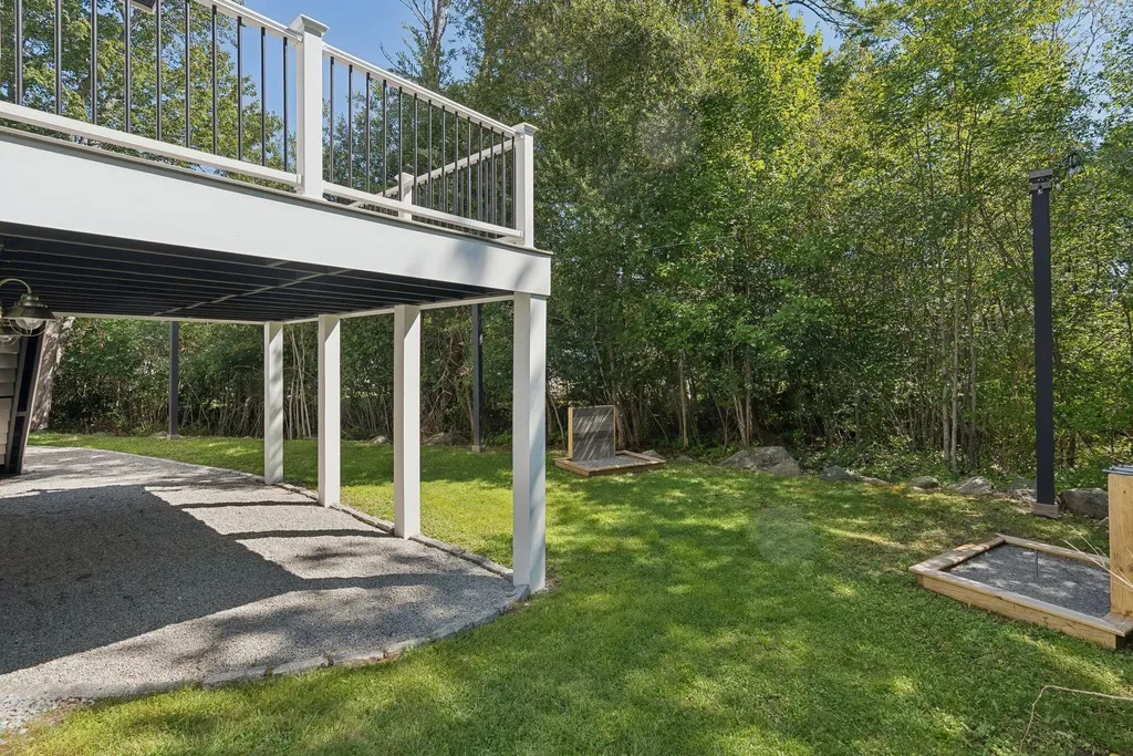8 Harrison Avenue York ME 03909