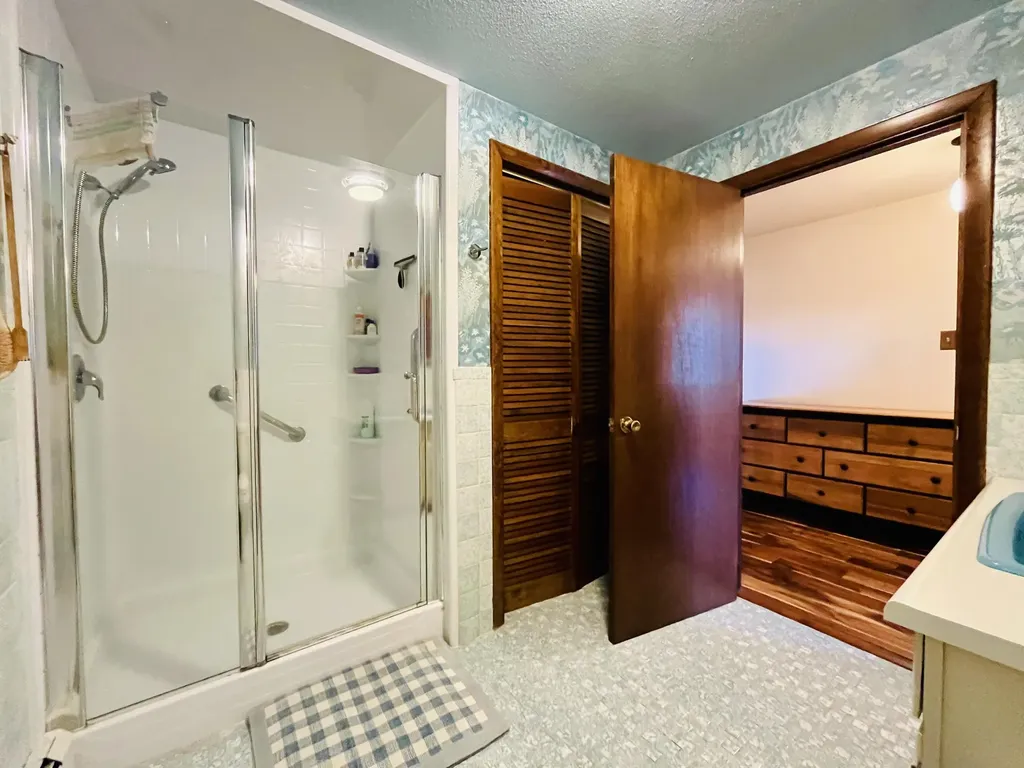 76 Rayville Road Otisfield ME 04270