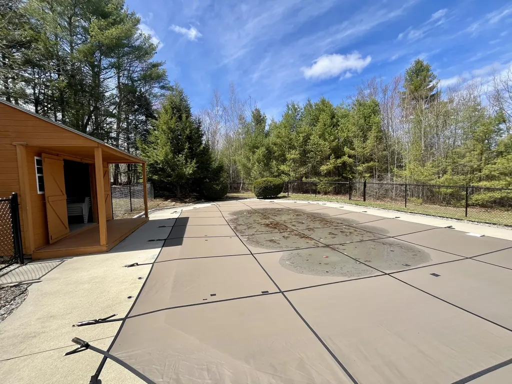 76 Rayville Road Otisfield ME 04270