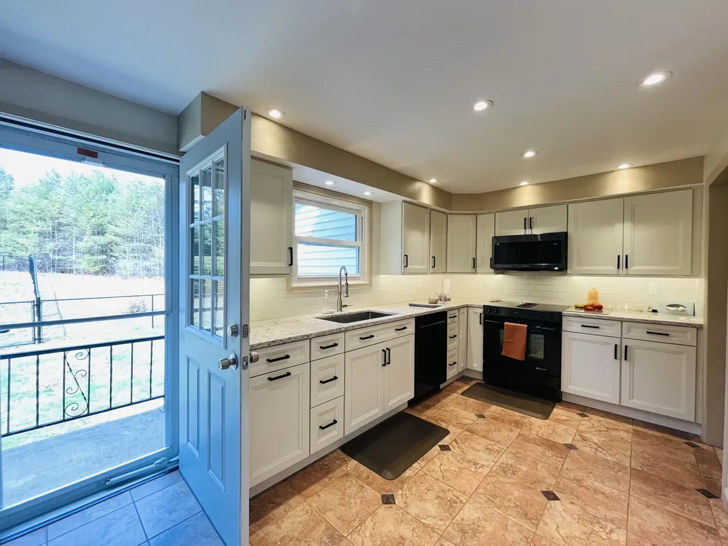 76 Rayville Road Otisfield ME 04270