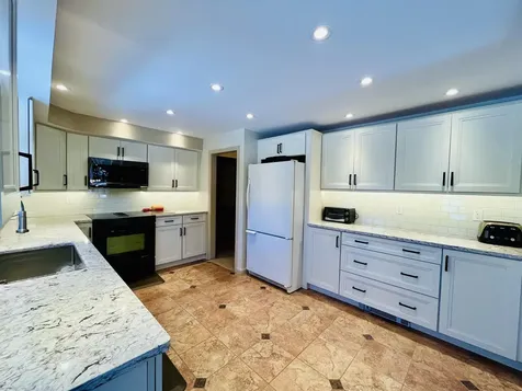 76 Rayville Road Otisfield ME 04270