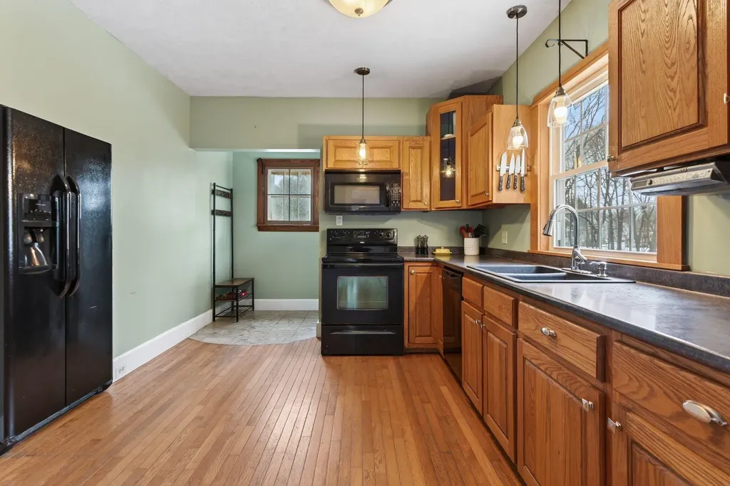 106 North Street Saco ME 04072
