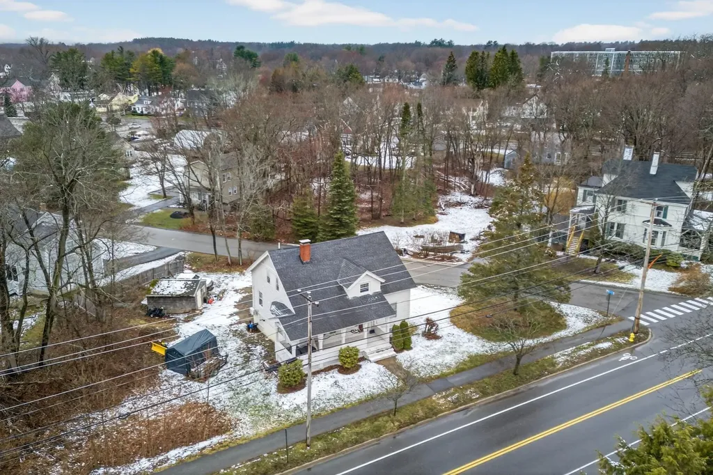 106 North Street Saco ME 04072