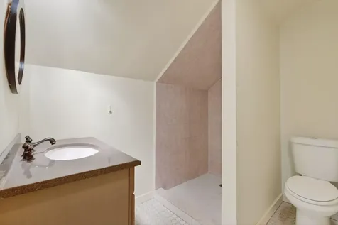 106 North Street Saco ME 04072
