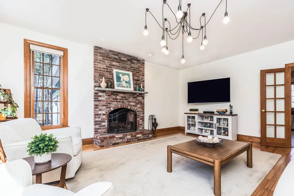 30 Rebecca Road Ogunquit ME 03907