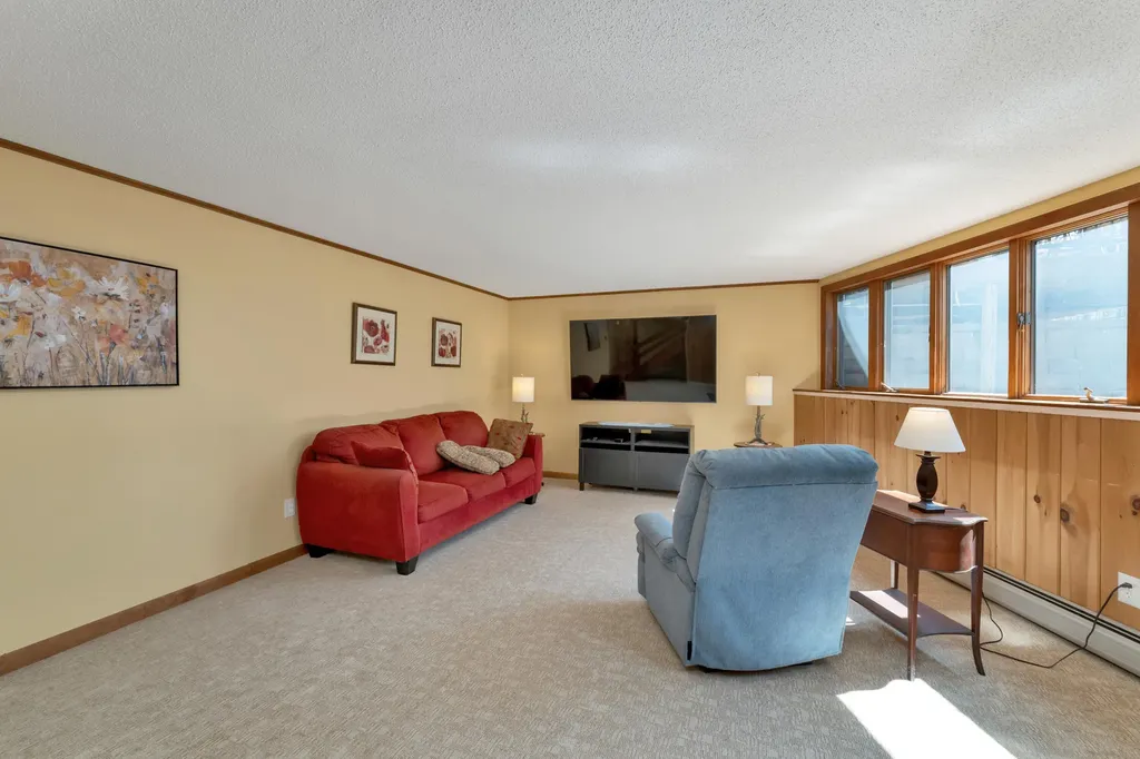 50 James Farm Road Lee NH 03861