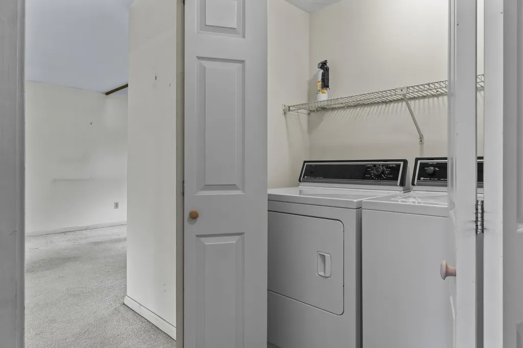 27 Cluf Bay Road Brunswick ME 04011
