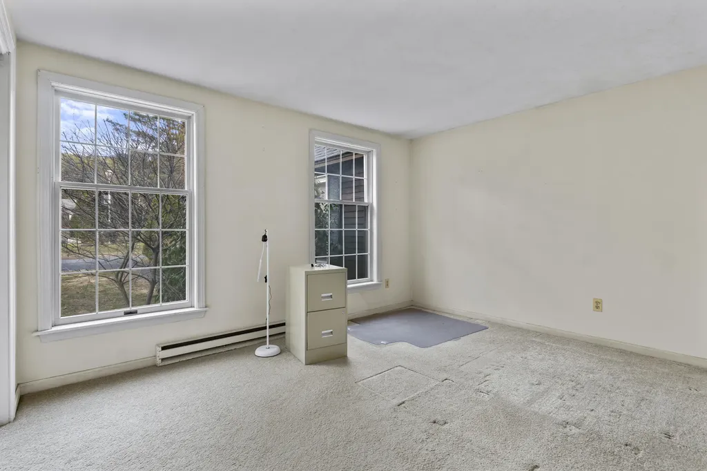 27 Cluf Bay Road Brunswick ME 04011