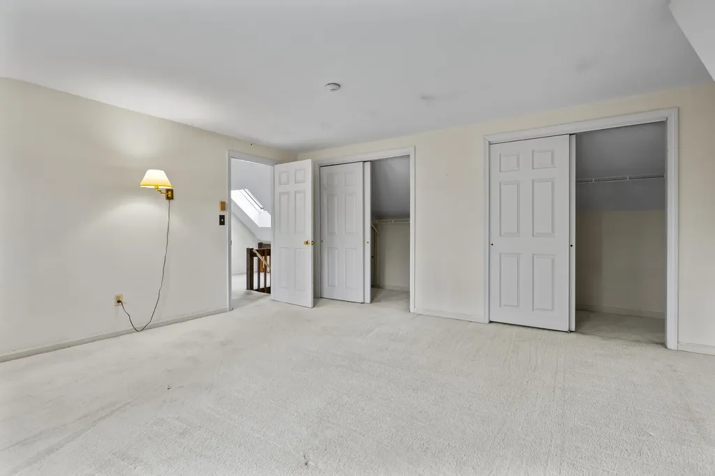 27 Cluf Bay Road Brunswick ME 04011