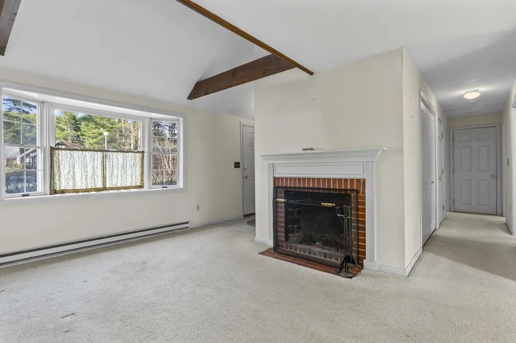27 Cluf Bay Road Brunswick ME 04011