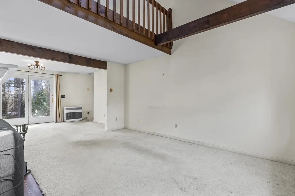 27 Cluf Bay Road Brunswick ME 04011