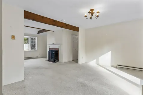 27 Cluf Bay Road Brunswick ME 04011