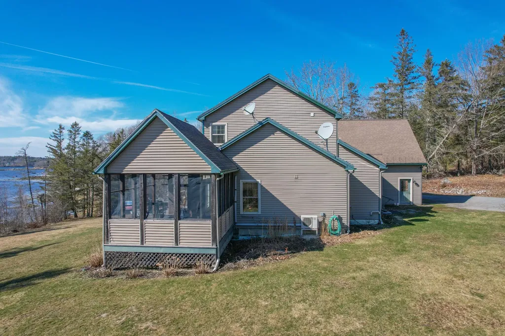 49 Bagaduce Lane Penobscot ME 04476