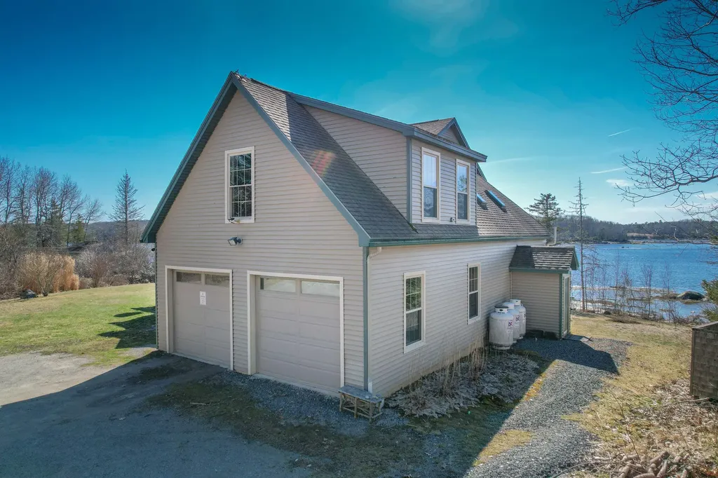49 Bagaduce Lane Penobscot ME 04476
