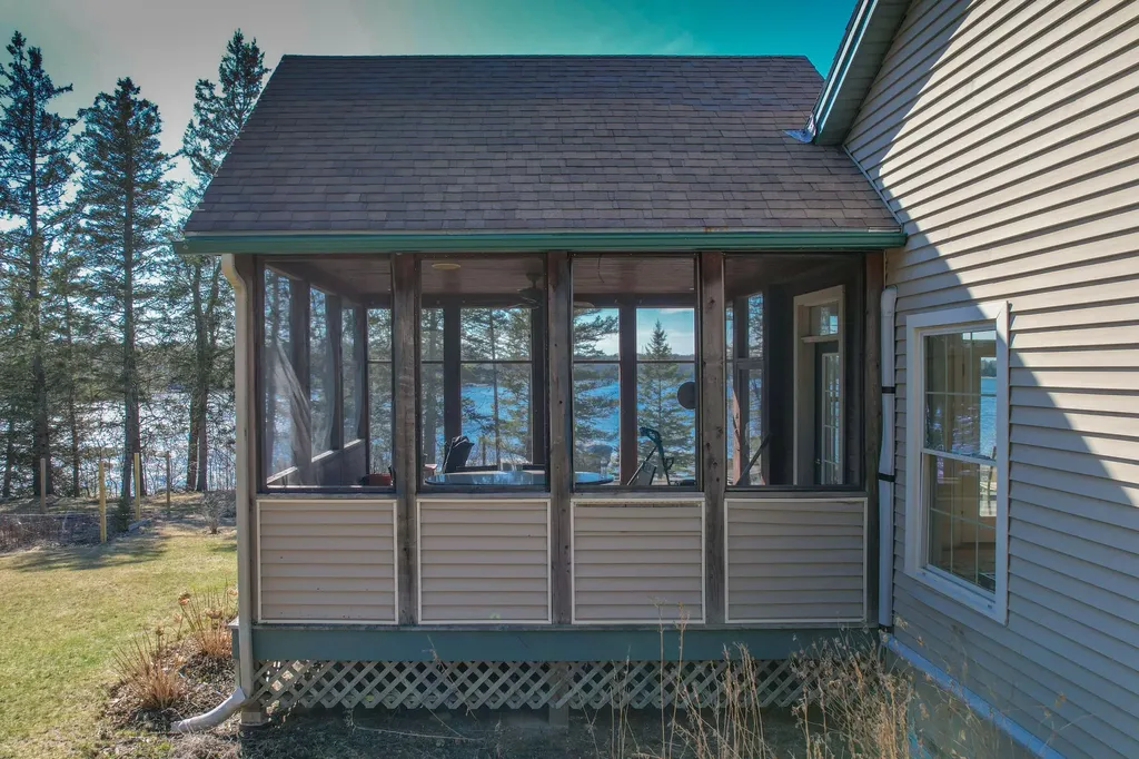 49 Bagaduce Lane Penobscot ME 04476