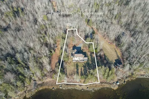49 Bagaduce Lane Penobscot ME 04476