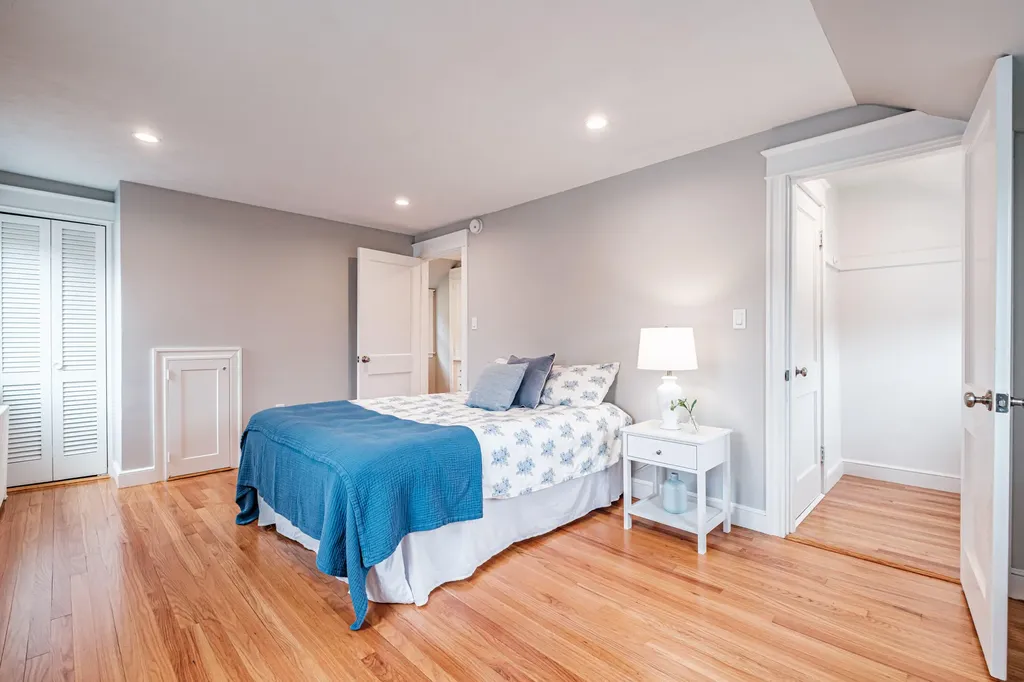 34 Bay View Drive Portland ME 04103