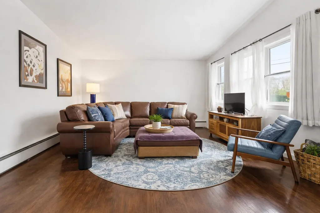 54 Sunset Avenue Auburn ME 04210