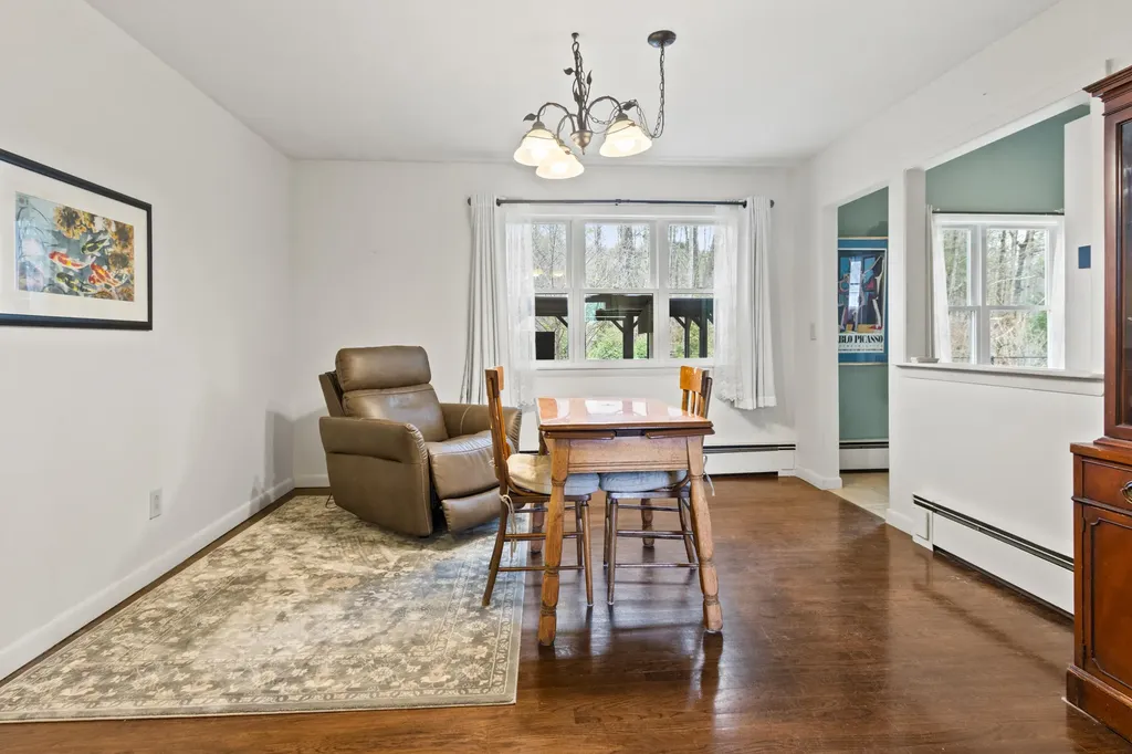 54 Sunset Avenue Auburn ME 04210