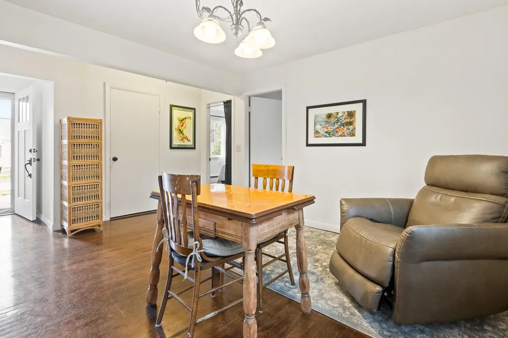 54 Sunset Avenue Auburn ME 04210